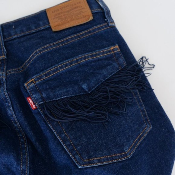 Levi's Wedgie Straight Leg High Rise Western Fringe Pocket Jeans - Picture 13 of 15